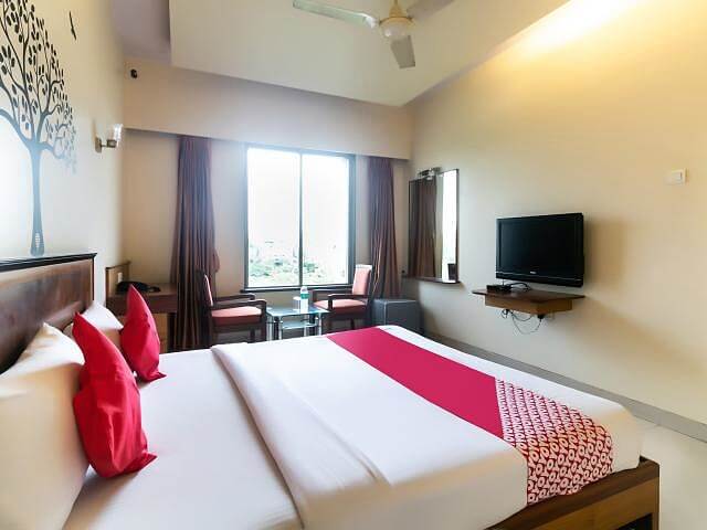 Suite Room in Hotel Dhiraj Residency, Thane